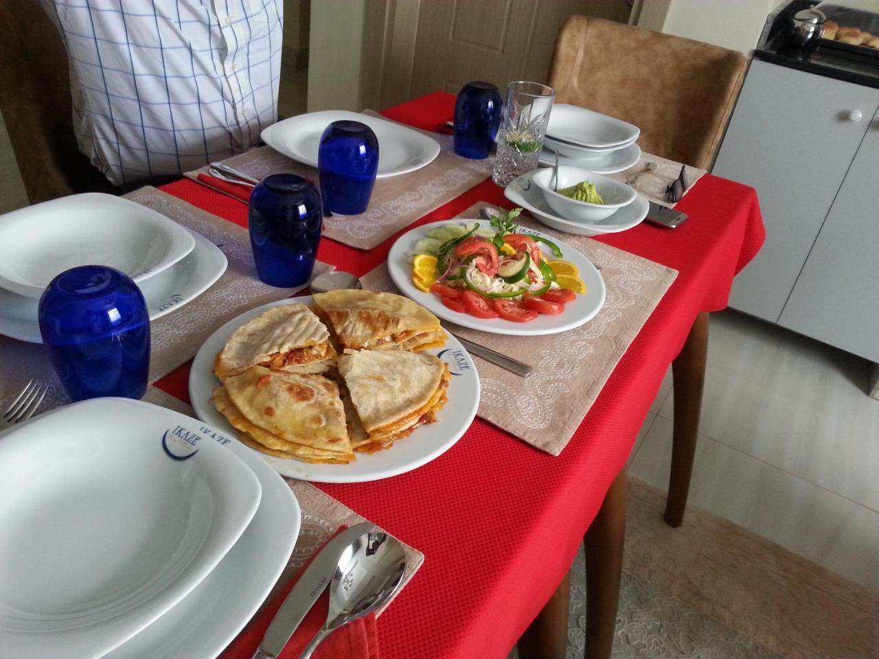 Ikaze B&B Kigali Bagian luar foto